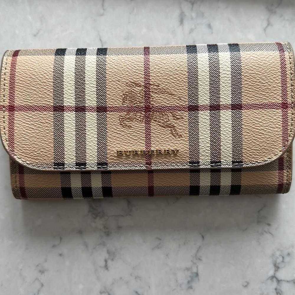 Authentic Burberry wallet for sale!